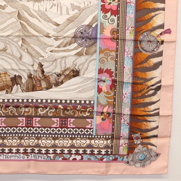 HERMES Carre 90 Scarf LA FEMME AUX SEMELLES DE VENT Silk Pink Auth am9373 - Picture 5 of 9
